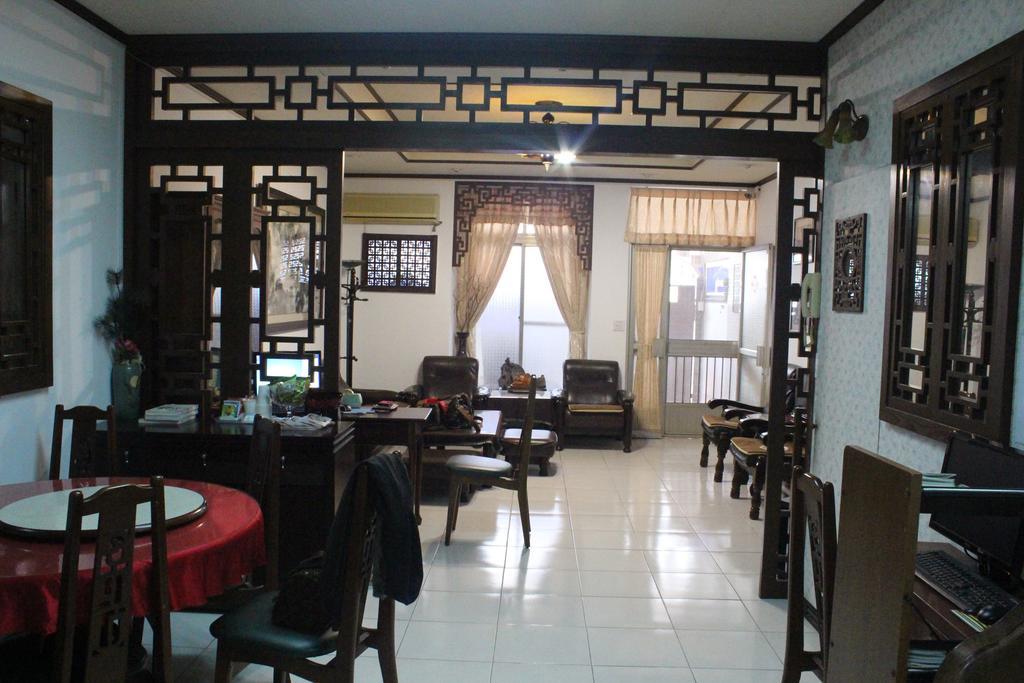 Tainan Travel Inn - Chenggong Univ. Экстерьер фото