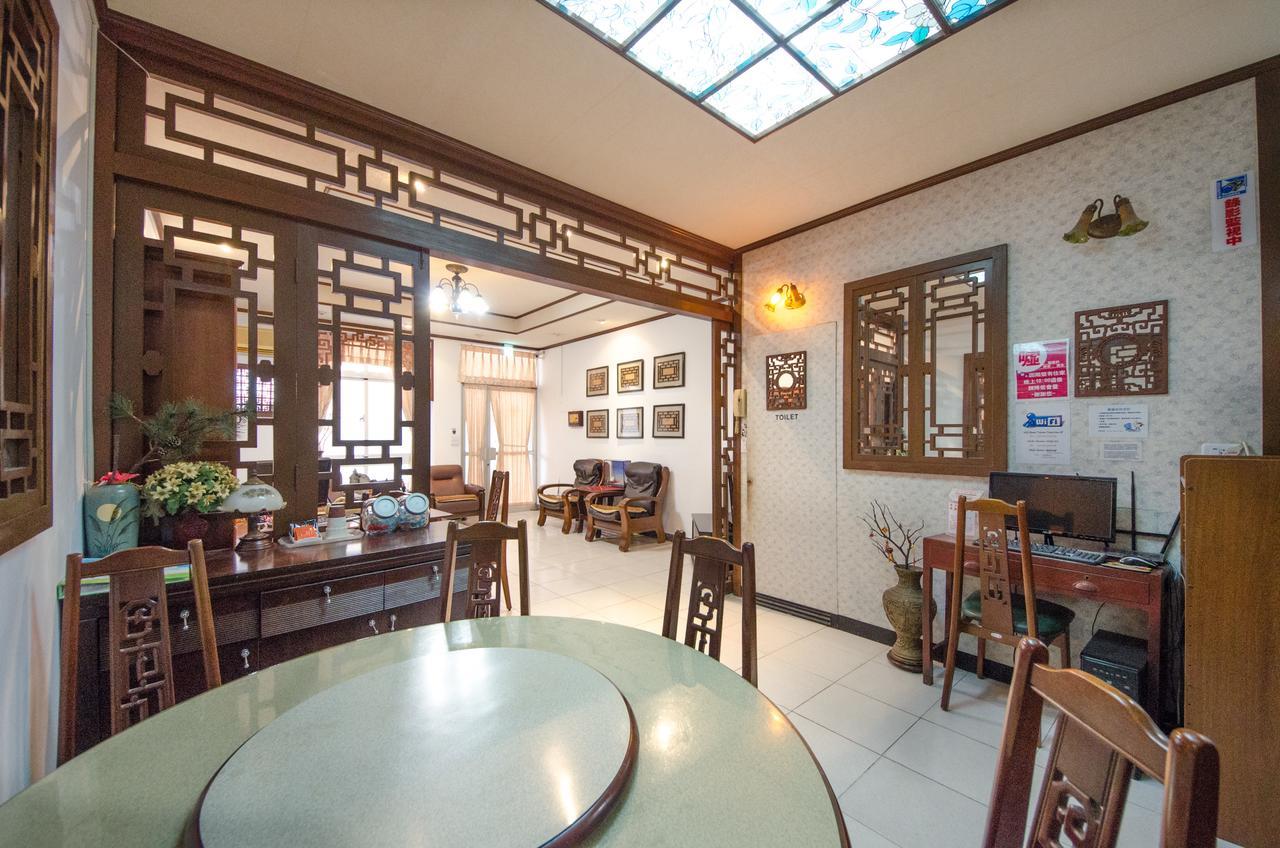 Tainan Travel Inn - Chenggong Univ. Экстерьер фото